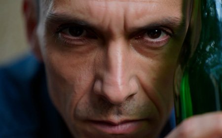 Лицо мужчины вблизи